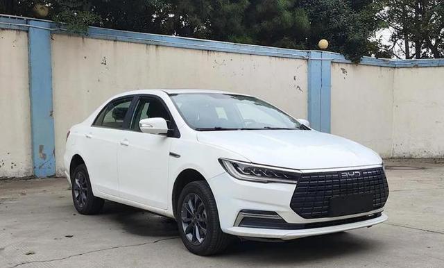 比亚迪秦EV450
